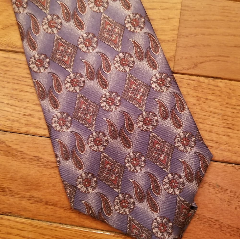 Silk Salvie Row Luxury Purple and Red Tie - Picture 3 of 4